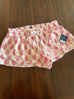 Roller Rabbit Pink Floral Print lined  Shorts - never worn - tags on